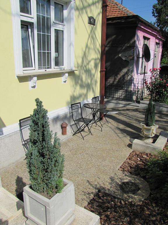 Vila Hedonija Beograd Bagian luar foto